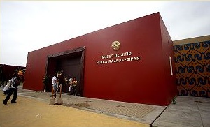 Huaca Rajada, Sip�n